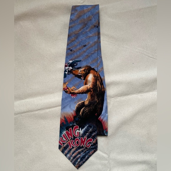 1992 King Kong Graphic Novelty Necktie - Blue and Brown - Vintage OSFM Film - Picture 2 of 4